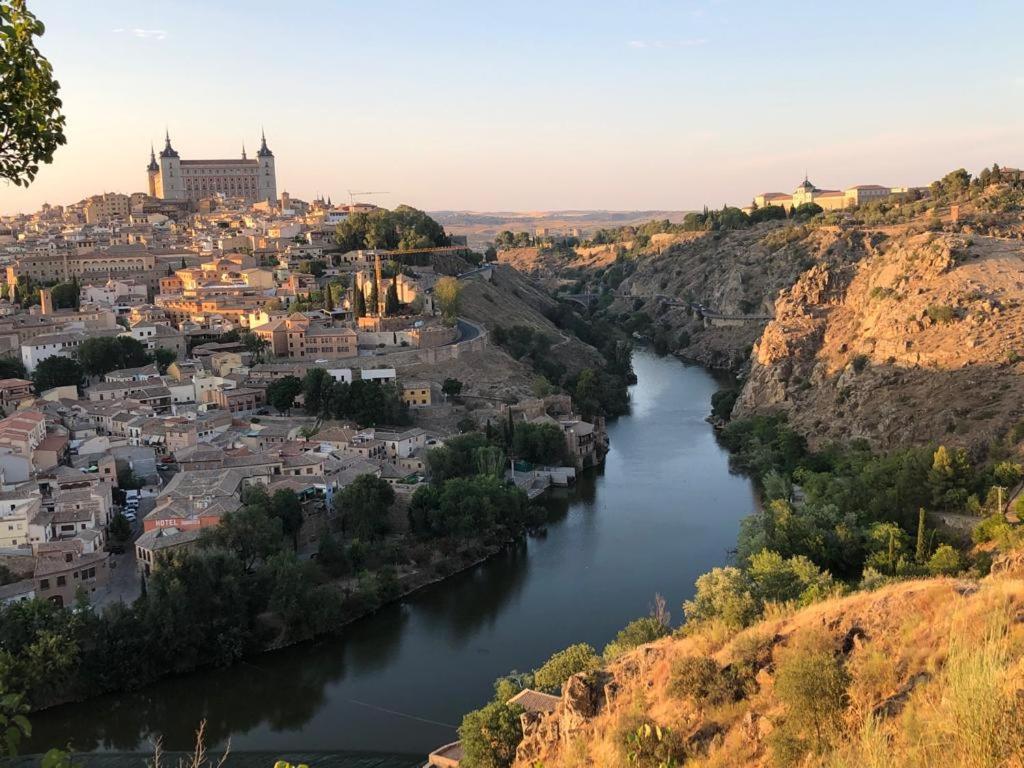 Toledo Ciudad De Las Tres Culturas , Un Lugar Para Disfrutar Todas Las Familias Con Sus Hijos " Desayuno Incluido" Villamiel de Toledo エクステリア 写真